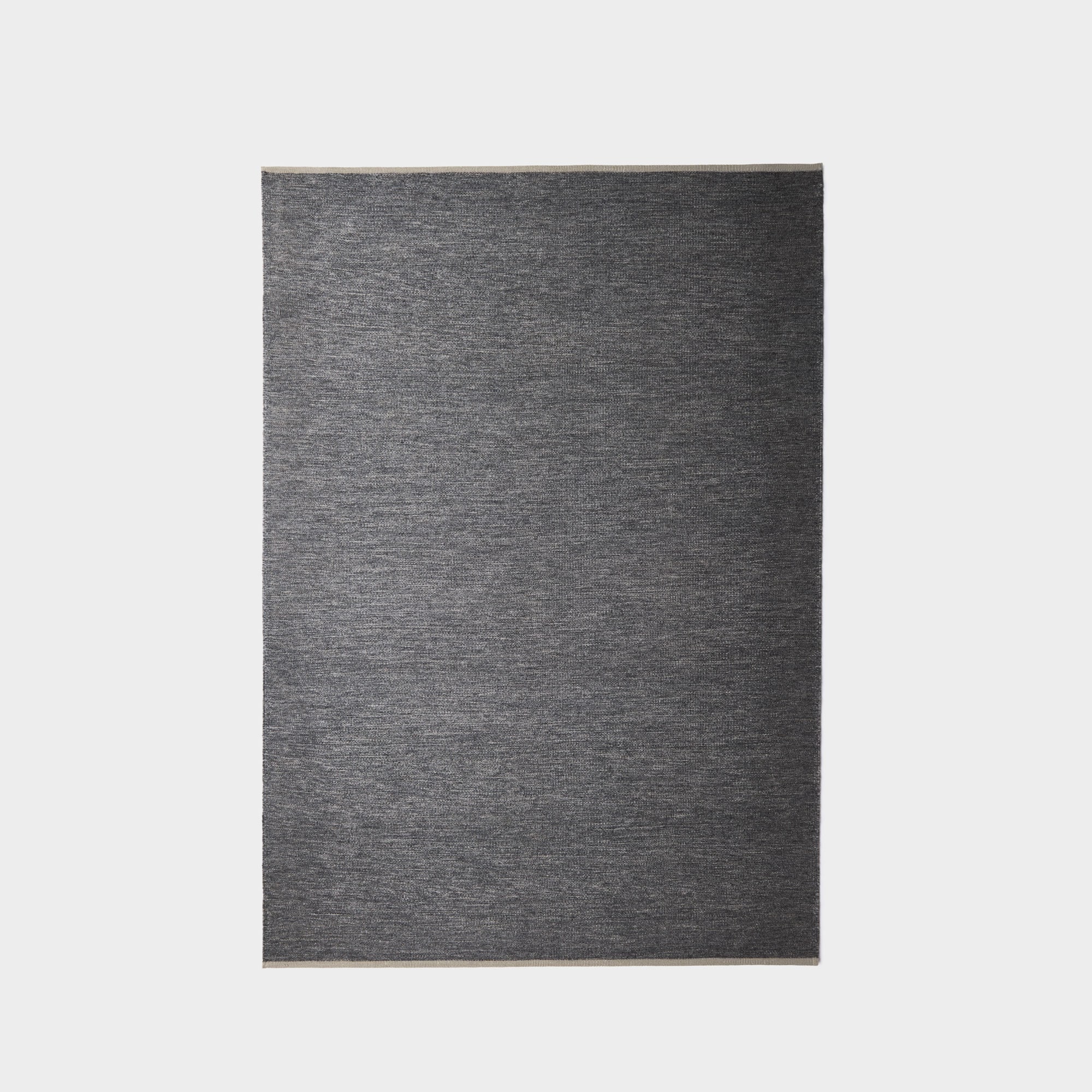 Matta Plain Grey